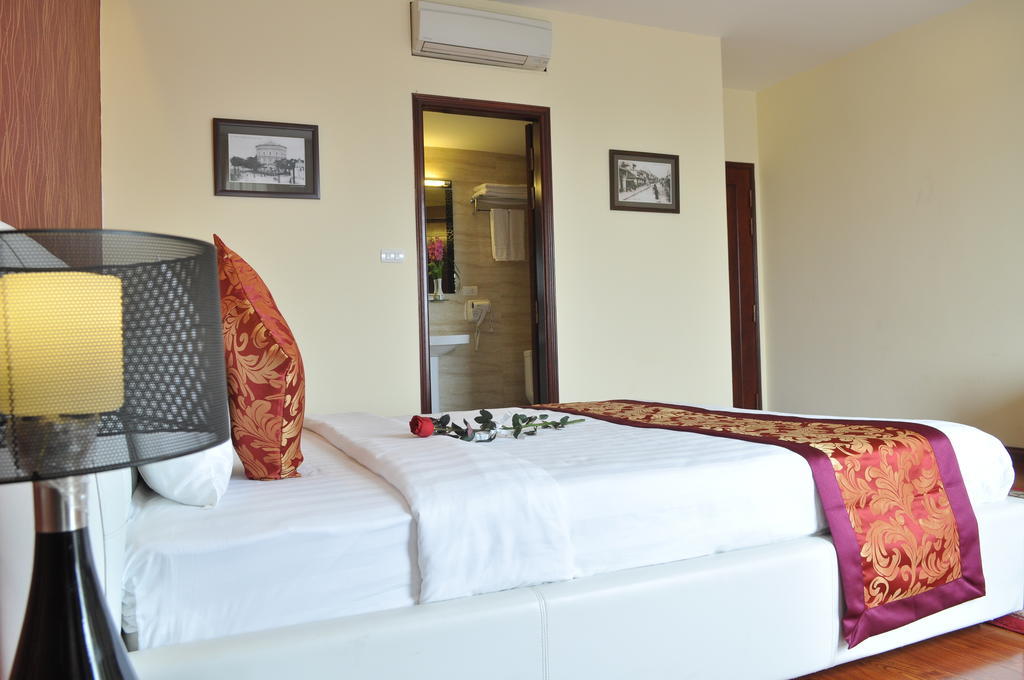 Hanoi Legacy Hotel - Hoan Kiem Exterior photo